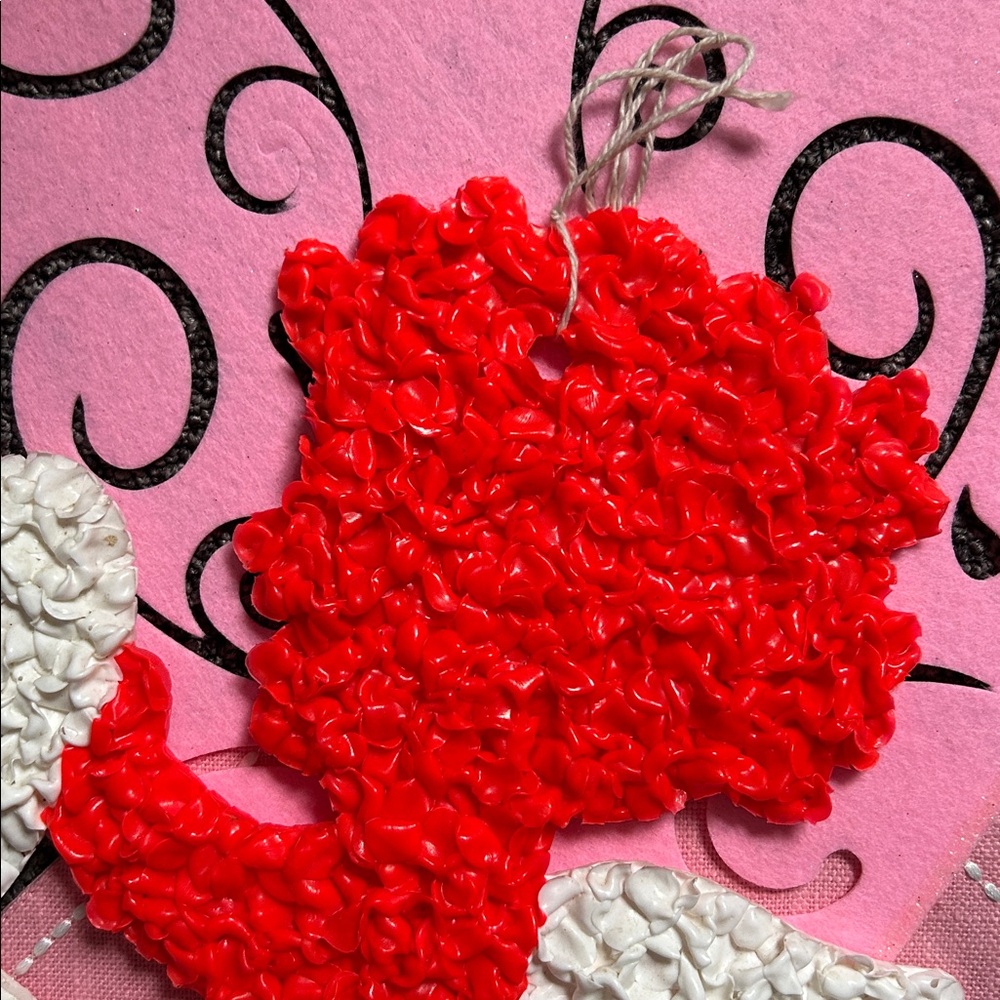Popcorn Plastic Cupid - Picture 3 of 3